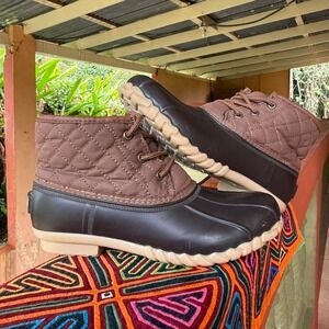 St. John's Bay Duck Boots Women's Size 7 Brown Quilted Waterproof Rain‎ Shoes